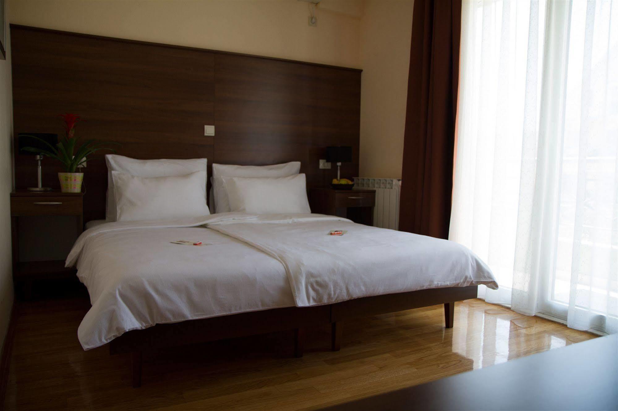 Hotel M Podgorica Exteriér fotografie